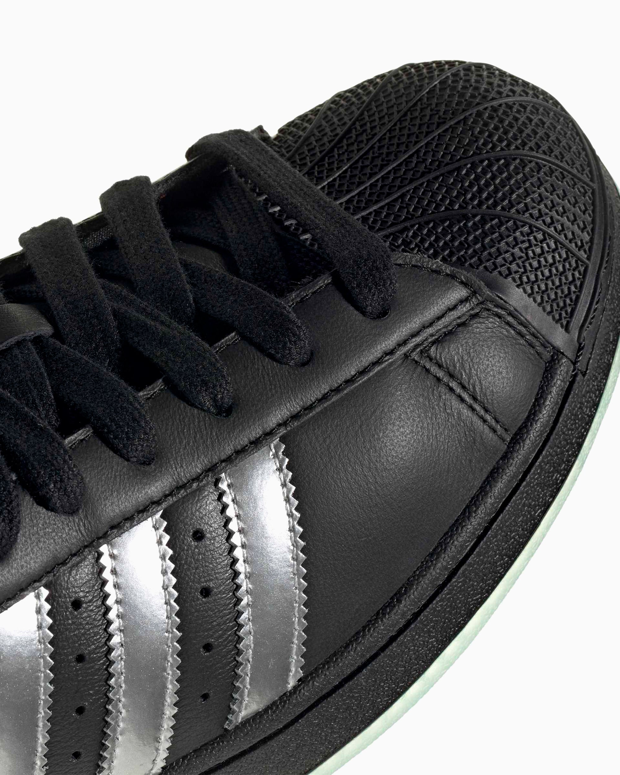 Sneakers adidas Originals x Coca-Cola Superstar II - KH6891