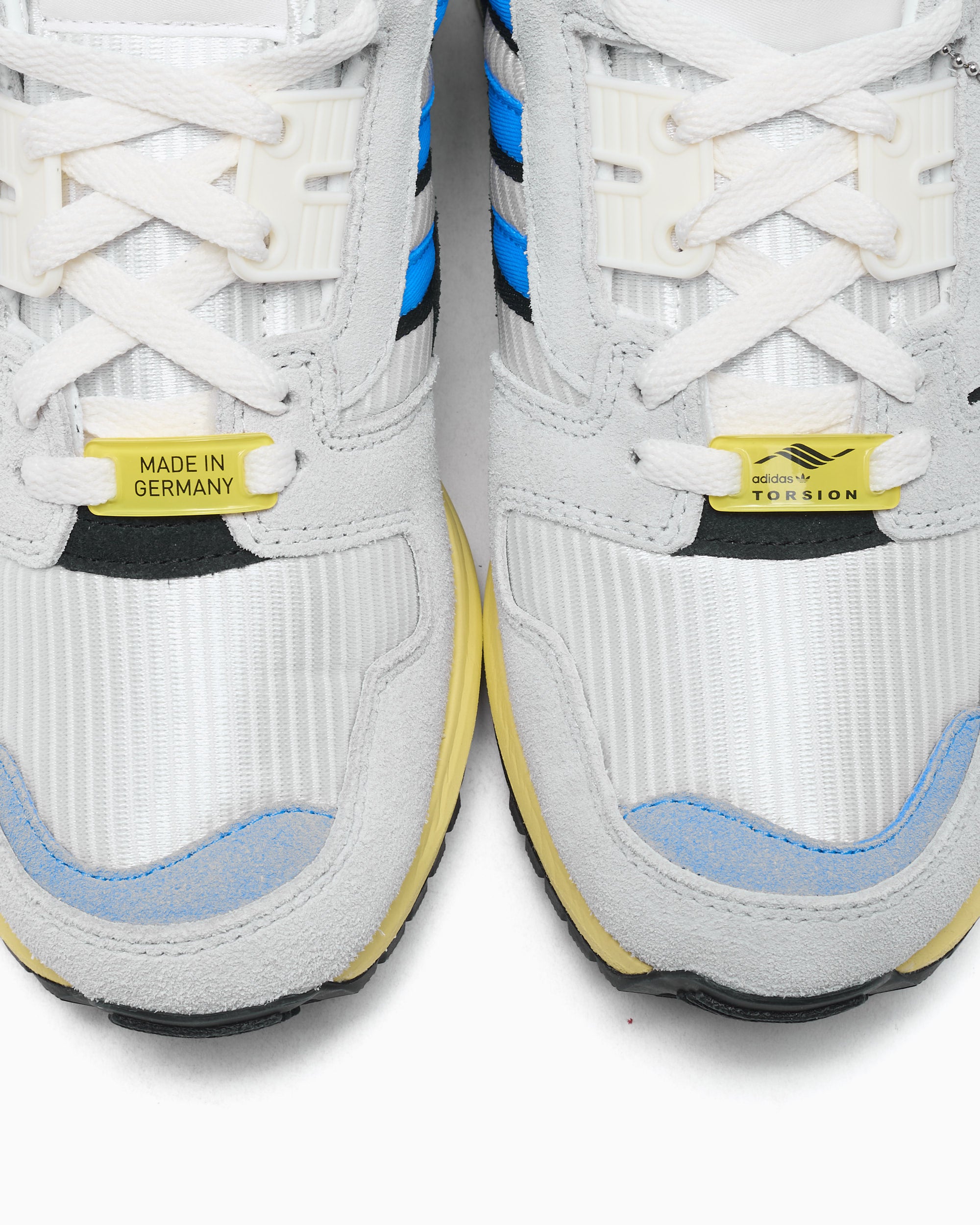 メル A Mercedes Acelera Nos Lançamentos Com adidas ZX 8500, Megaride GT