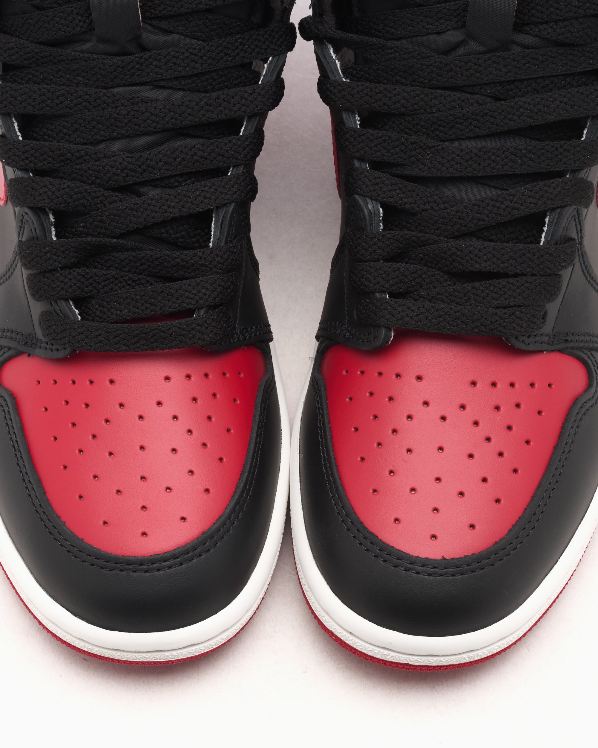 Sneakers Air Jordan 1 High 85 OG "Bred" - HV6674-067