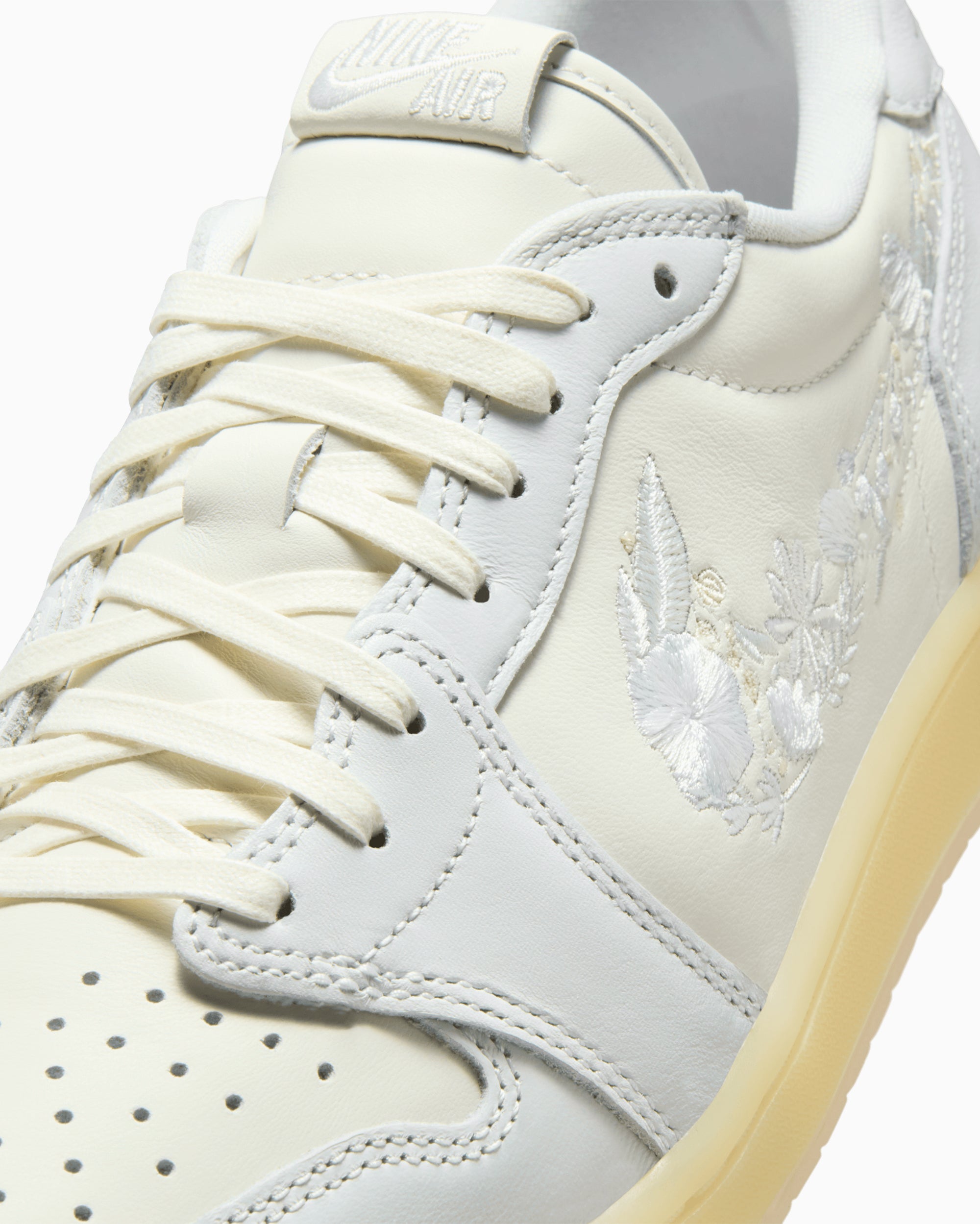 Sneakers Air Jordan 1 Retro Low OG "Floral Swoosh" - IF4391-100
