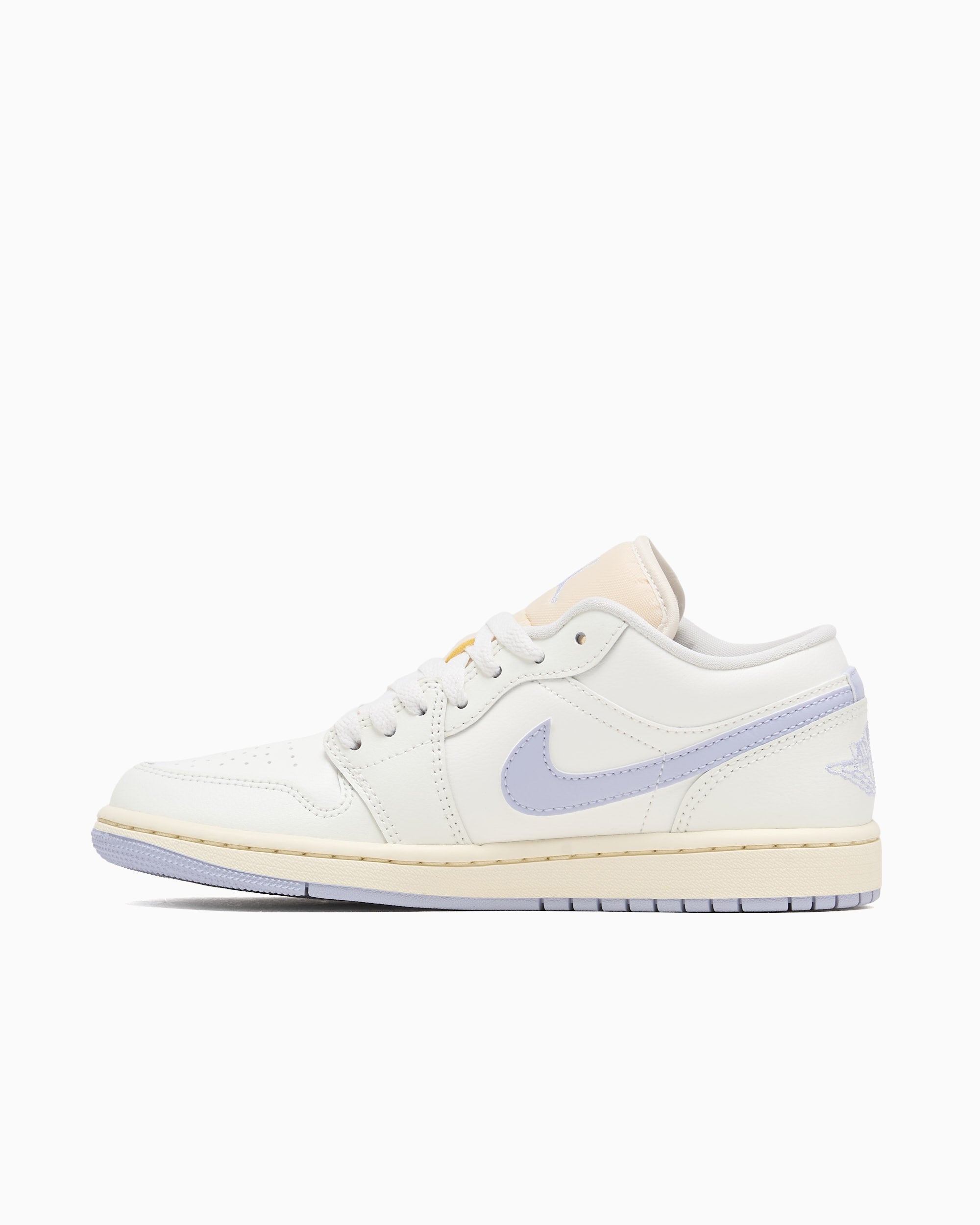 Sneakers Air Jordan Women's 1 Low - DC0774-106
