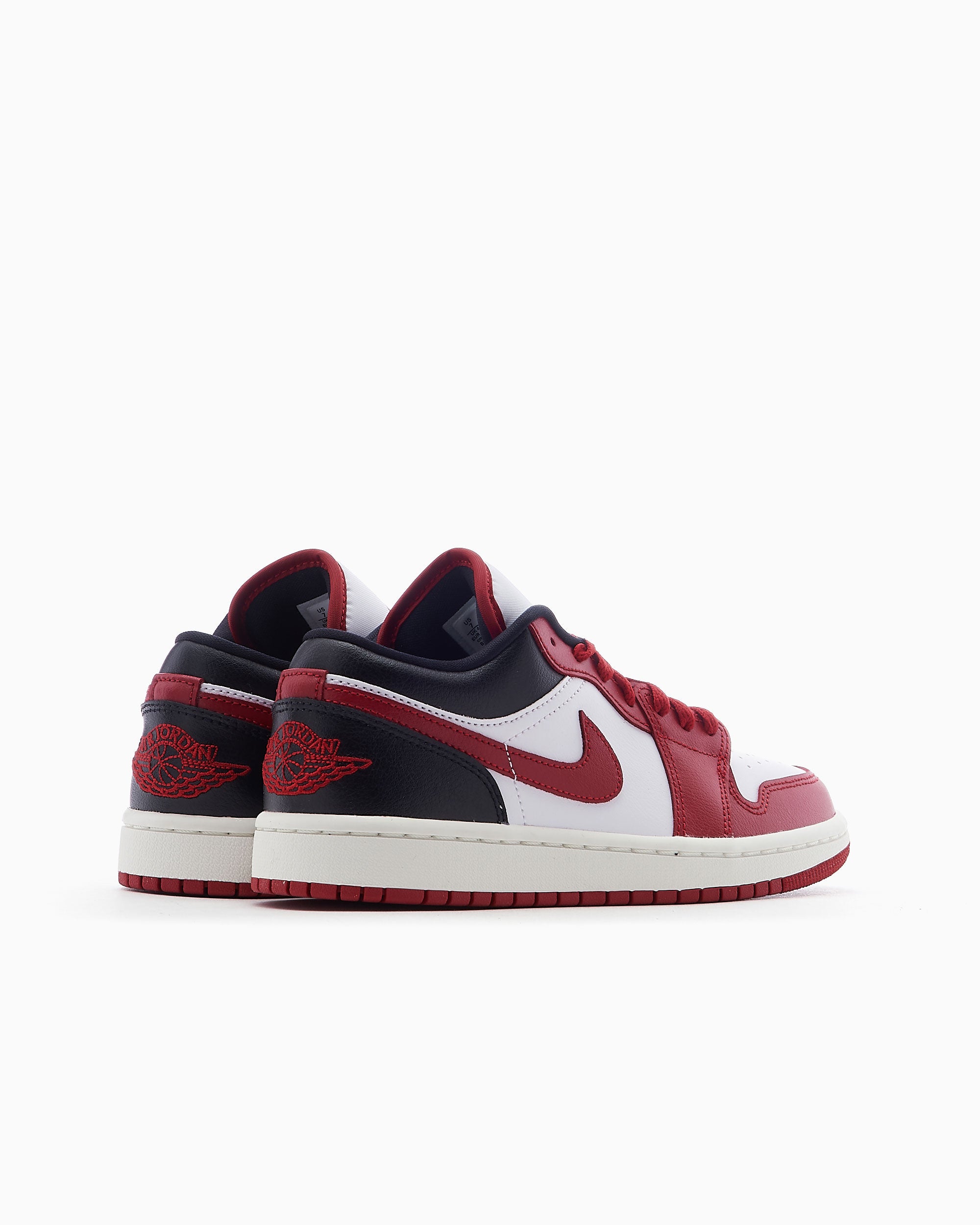 Sneakers Air Jordan Women's 1 Low "Reverse Black Toe" - DC0774-160