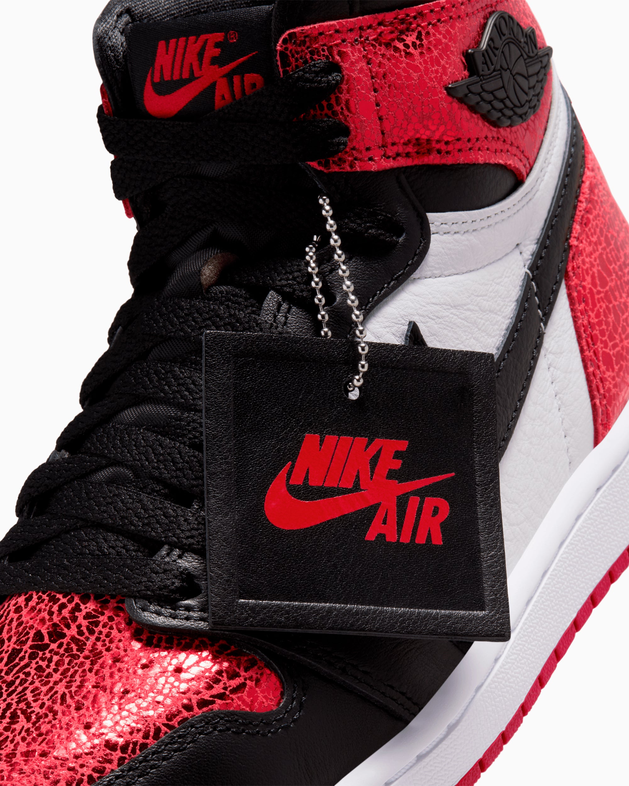 Sneakers Air Jordan Women's 1 Retro High OG "Ruby" - FD2596-602