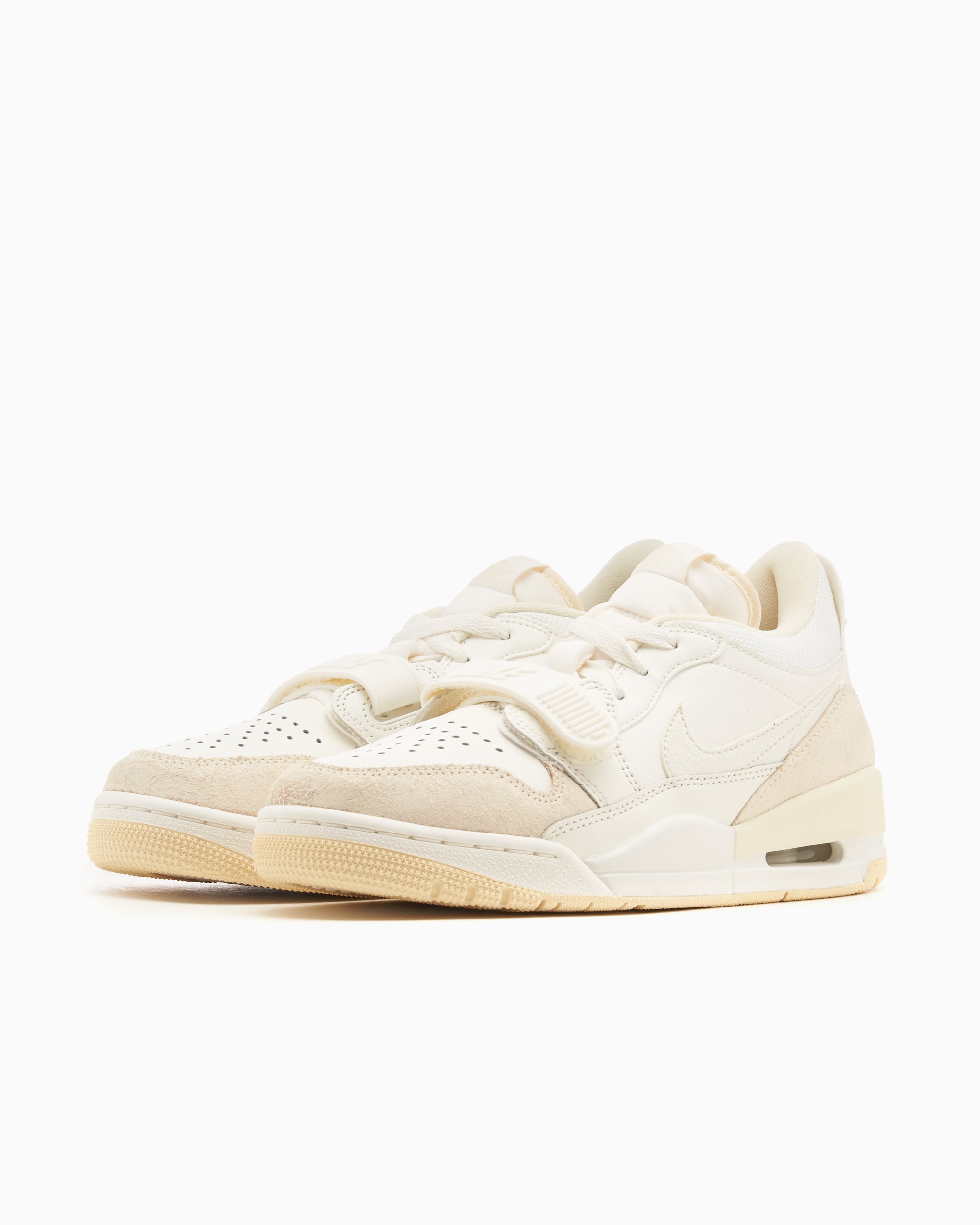 Sneakers Air Jordan Women's Legacy 312 Low - FQ7827-102