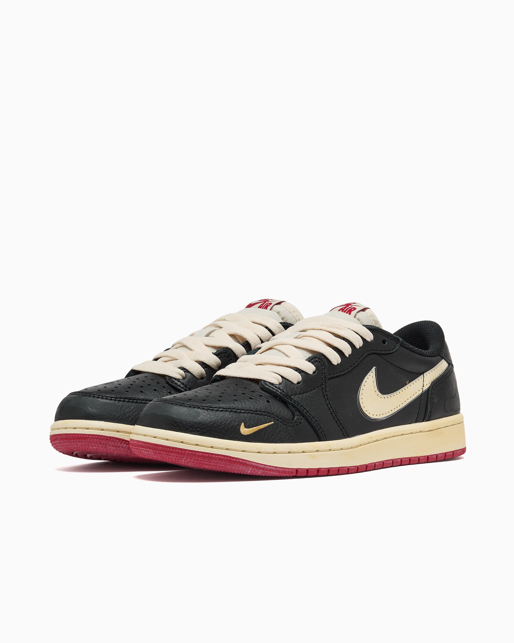 Sneakers Air Jordan x Nigel Sylvester 1 Retro Low OG Nitro "Better With Time" - IB8958-001