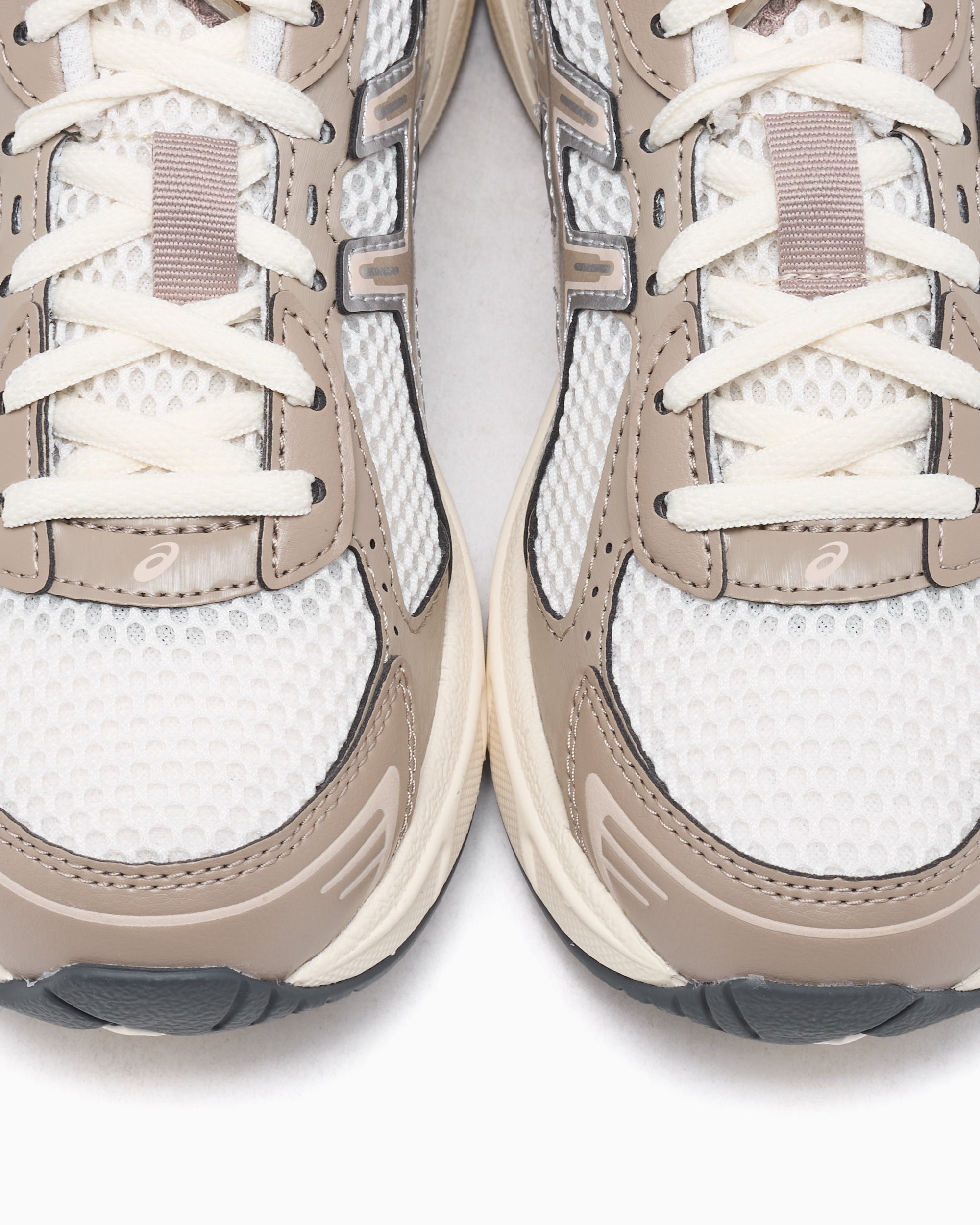 Sneakers ASICS Gel-1130 - 1203A609-108