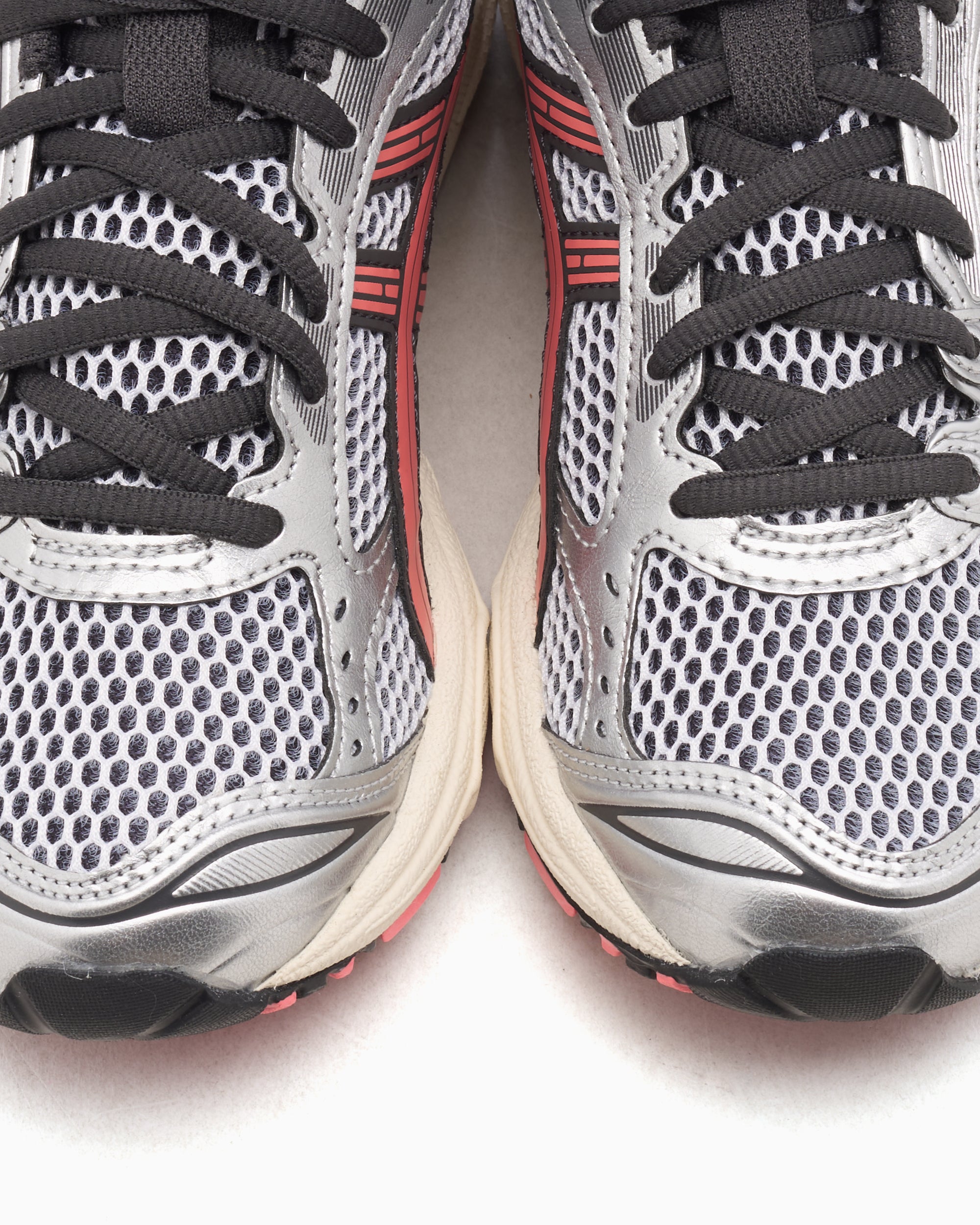 Sneakers ASICS Gel-Kayano™ 14 - 1203A740-101