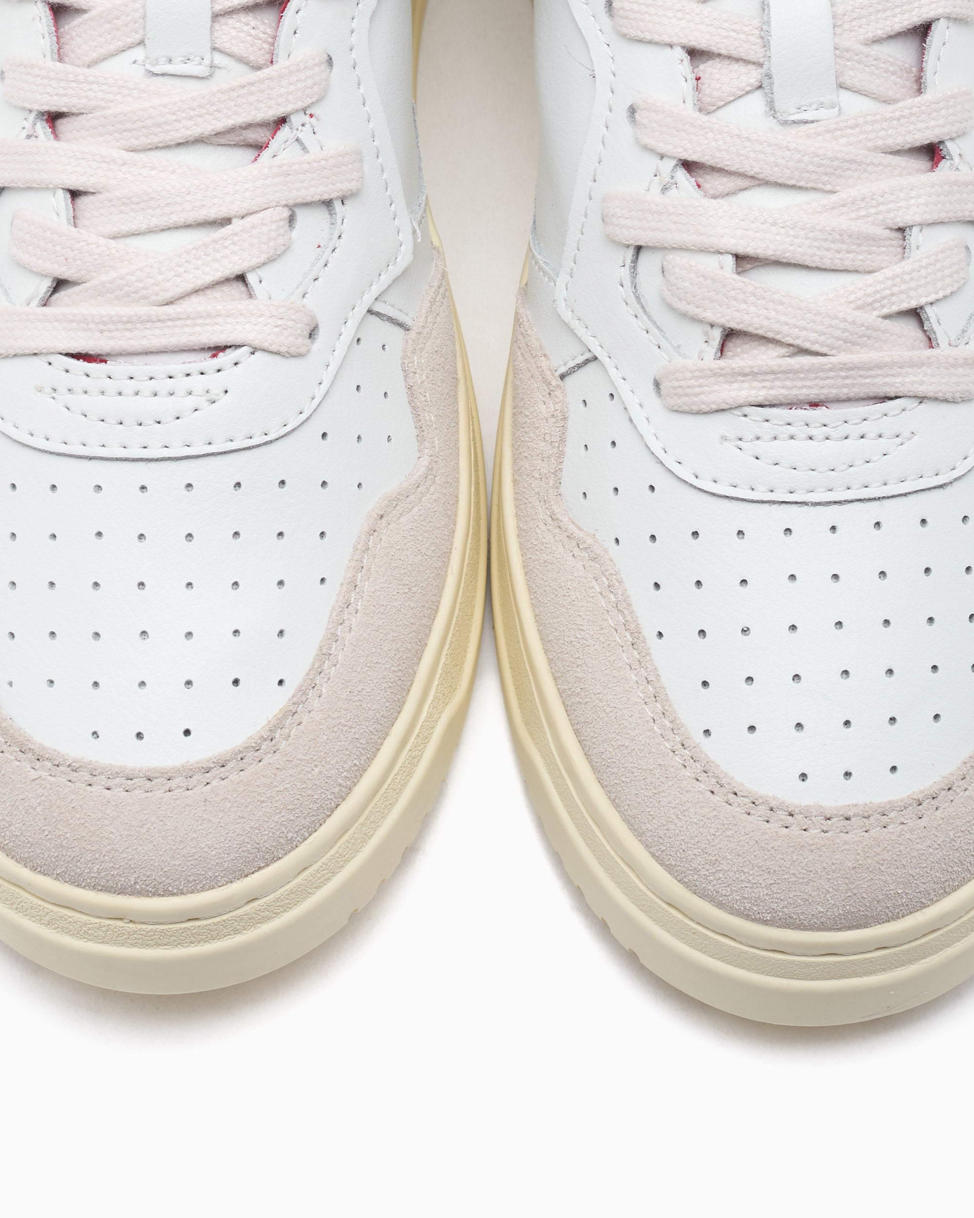 Sneakers Autry Medalist Low “Game Set Match!” - AULMMA10
