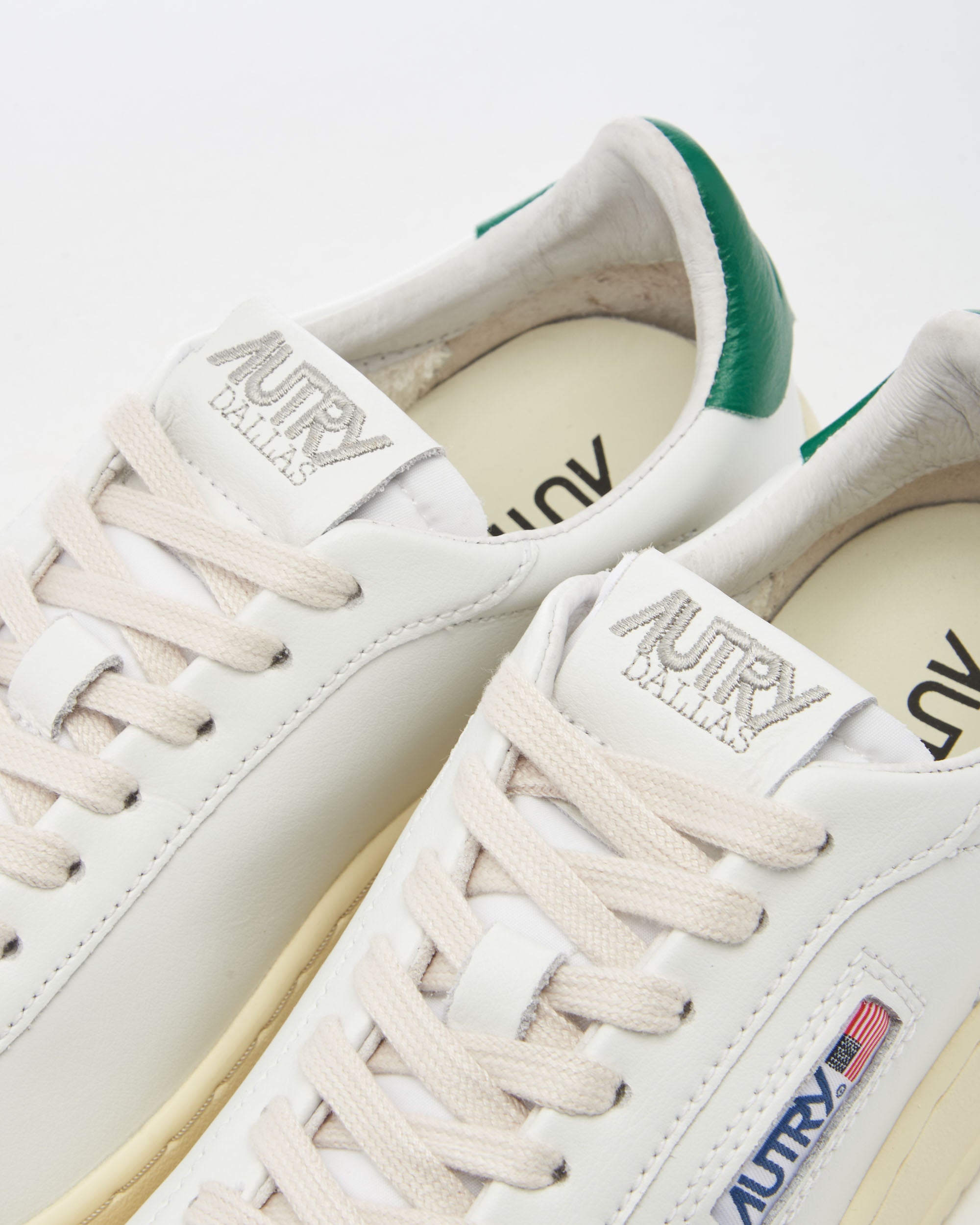 Sneakers Autry Women's Dallas Low - ADLWNW02