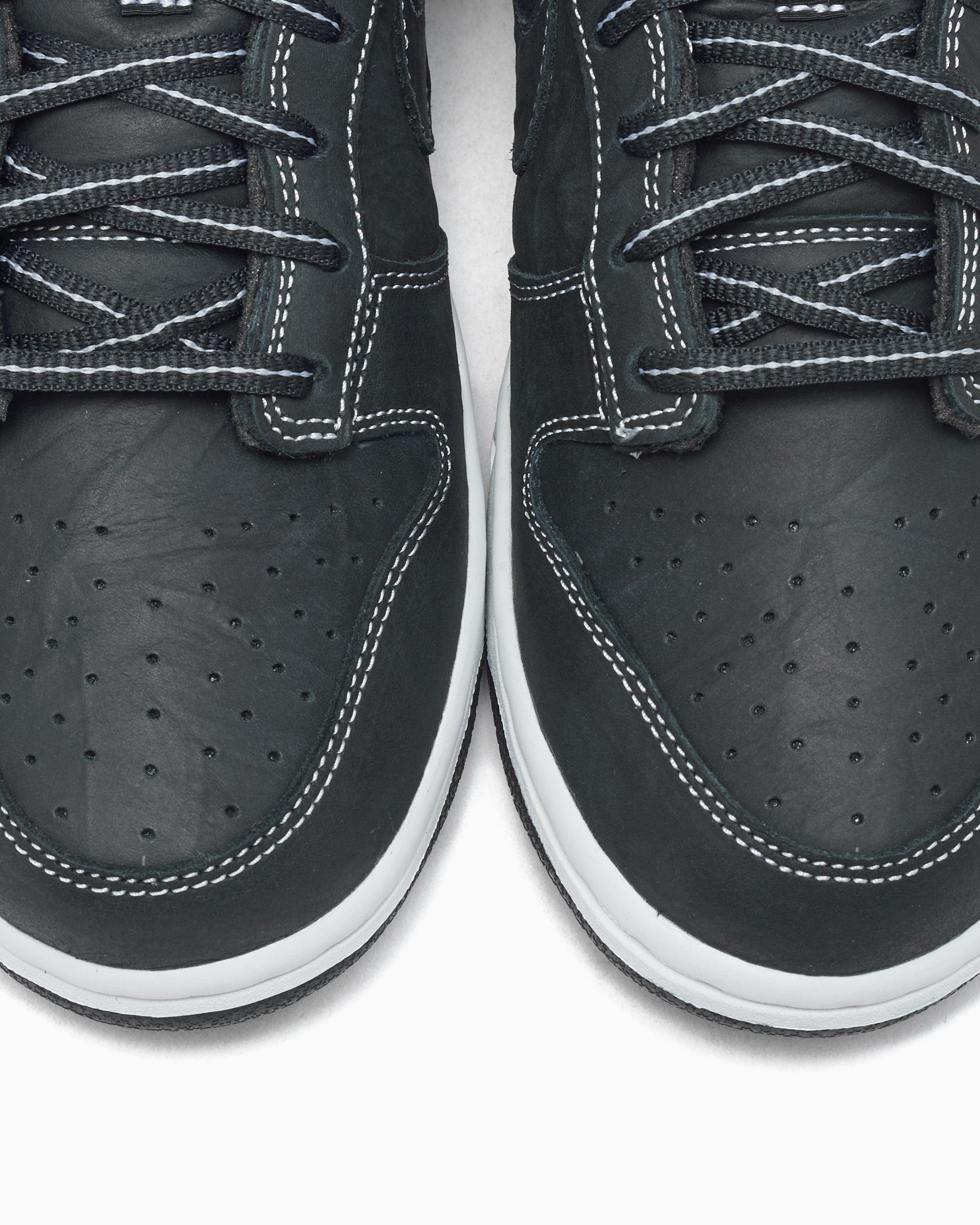 Sneakers Nike Dunk Low QS "Off Noir Summit White" - IO4550-001