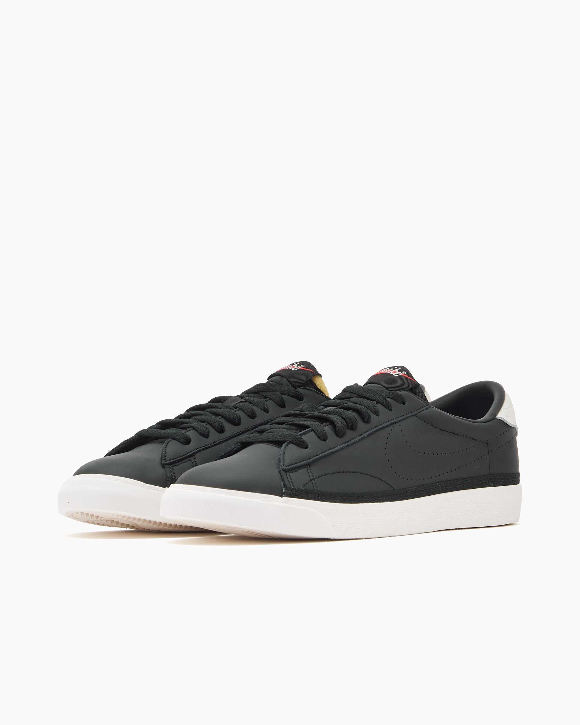 Sneakers Nike Tennis Classic AC - IO1738-001