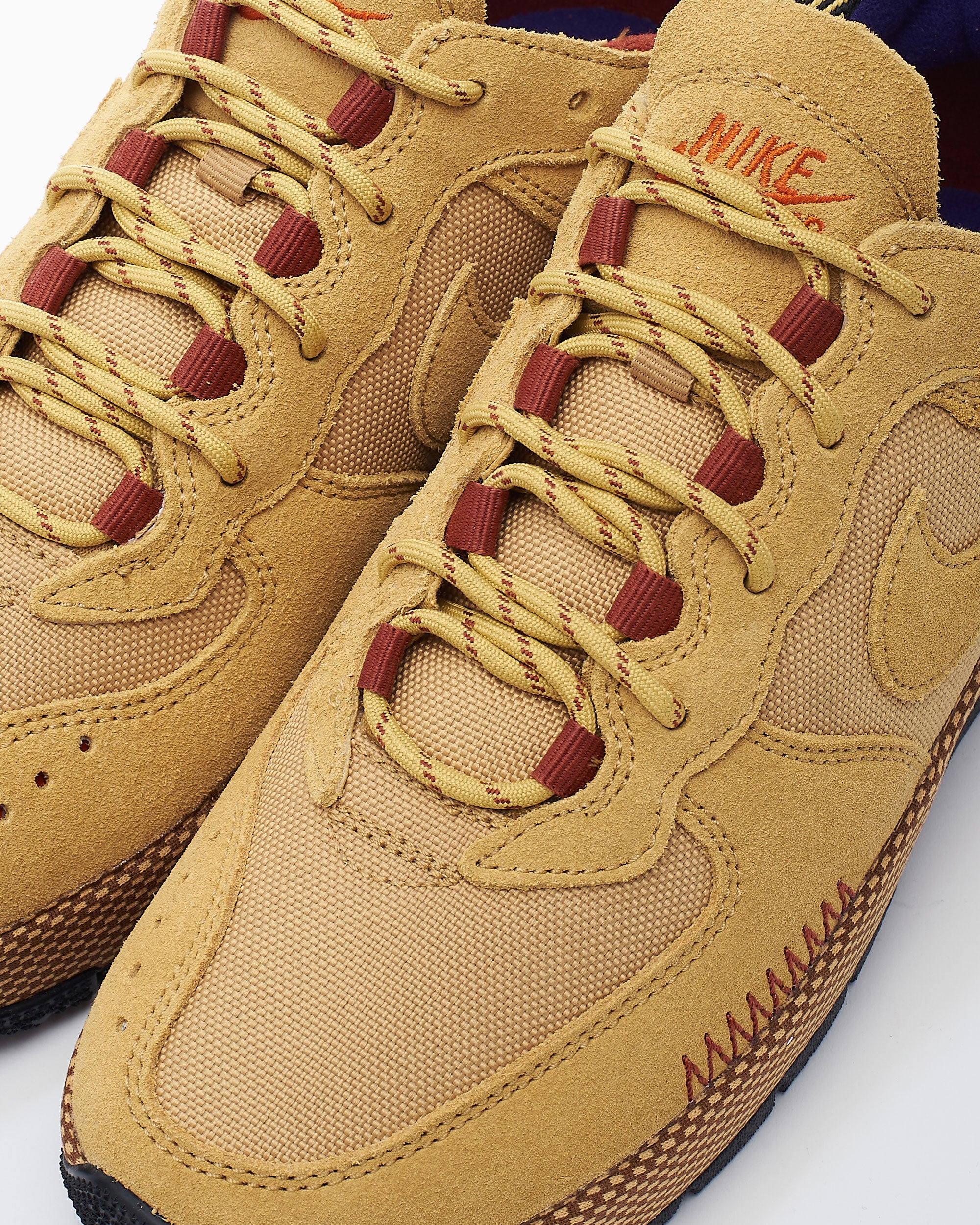 Nike Women's Air Force 1 Wild 