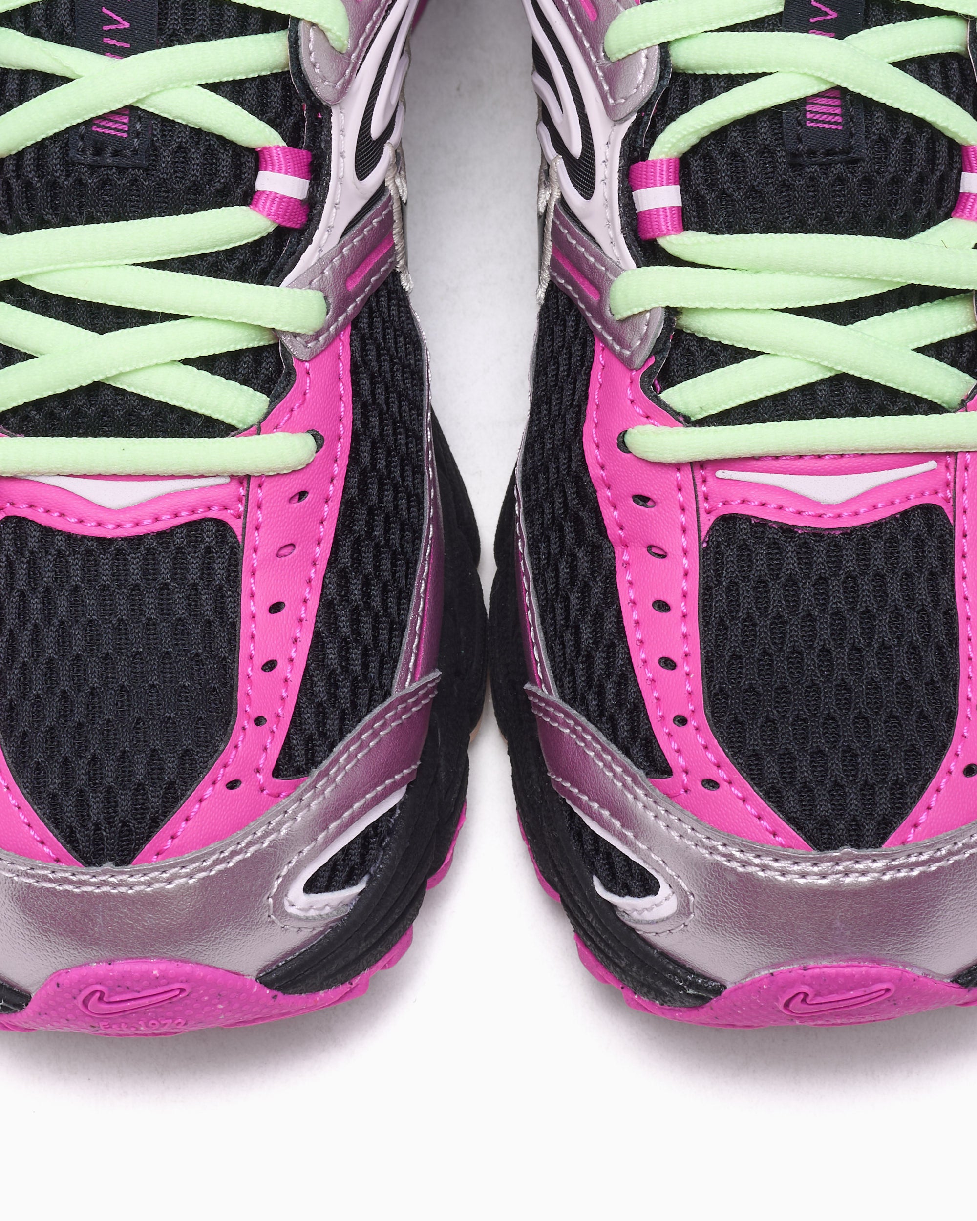 Sneakers Nike Women's Air Max Moto 2K - HQ2056-008