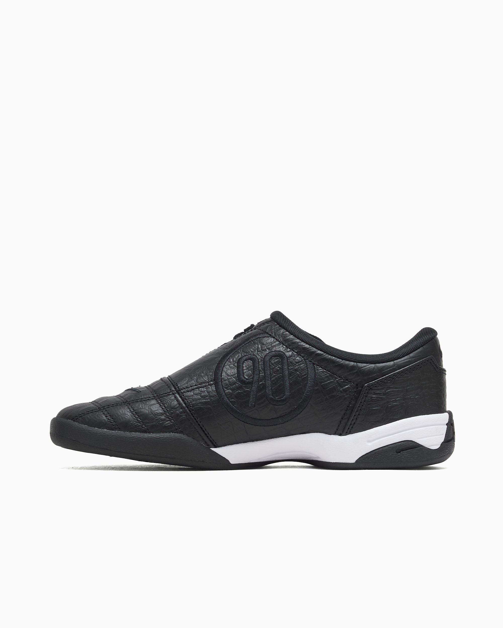 Sneakers Nike Women's Total 90 - IF3947-001