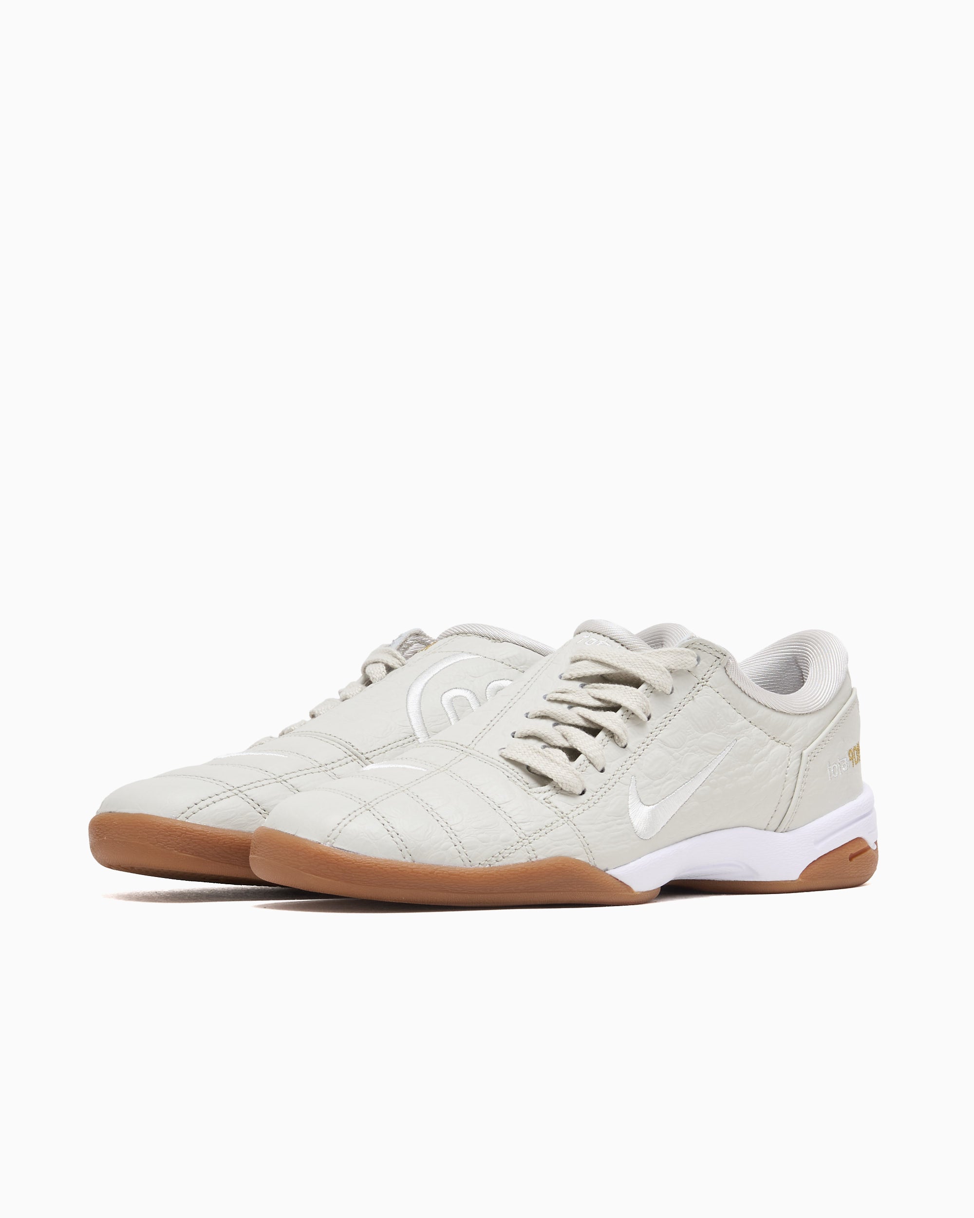 Sneakers Nike Women's Total 90 - IF3947-002