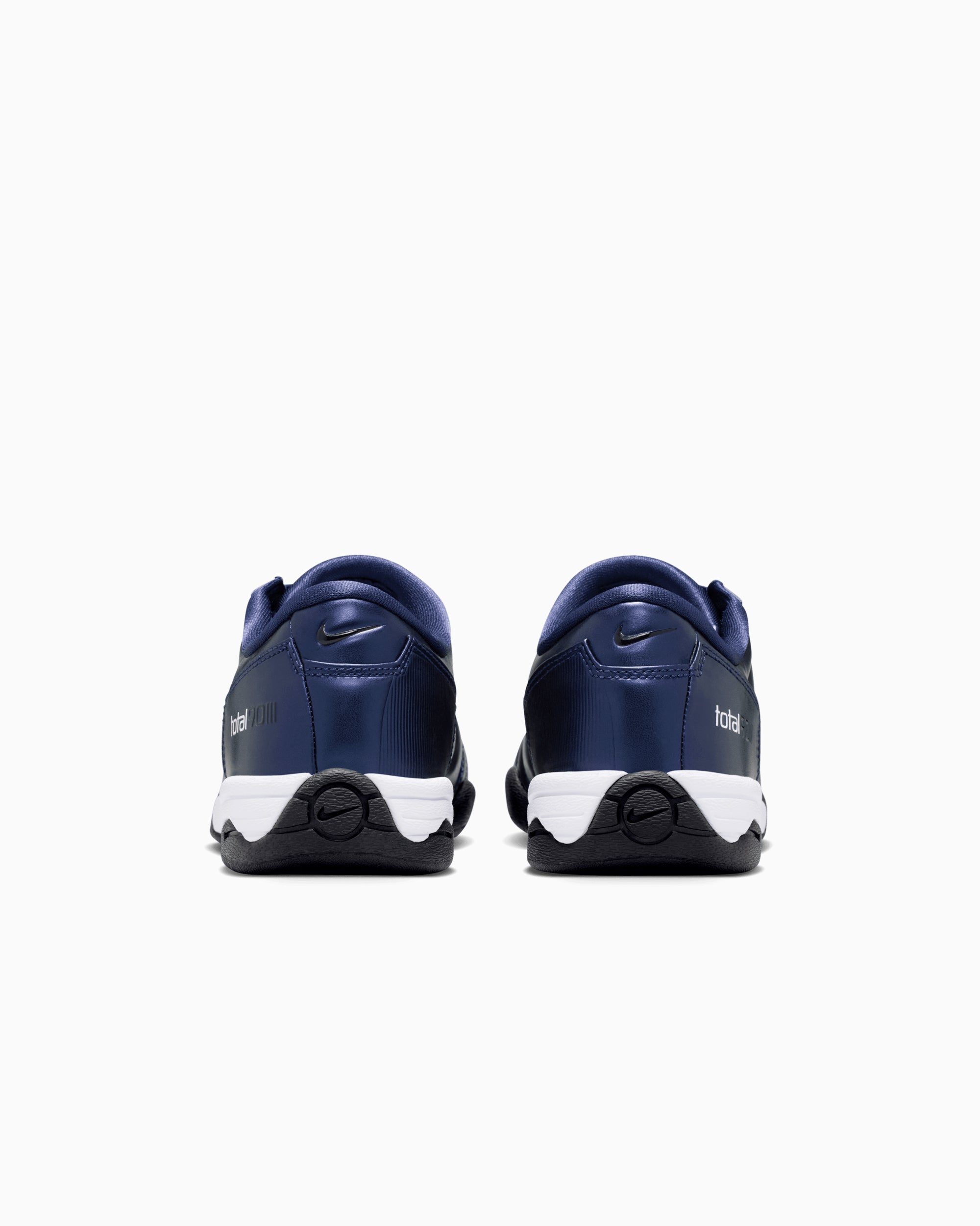 Sneakers Nike Women's Total 90 - IM7595-400