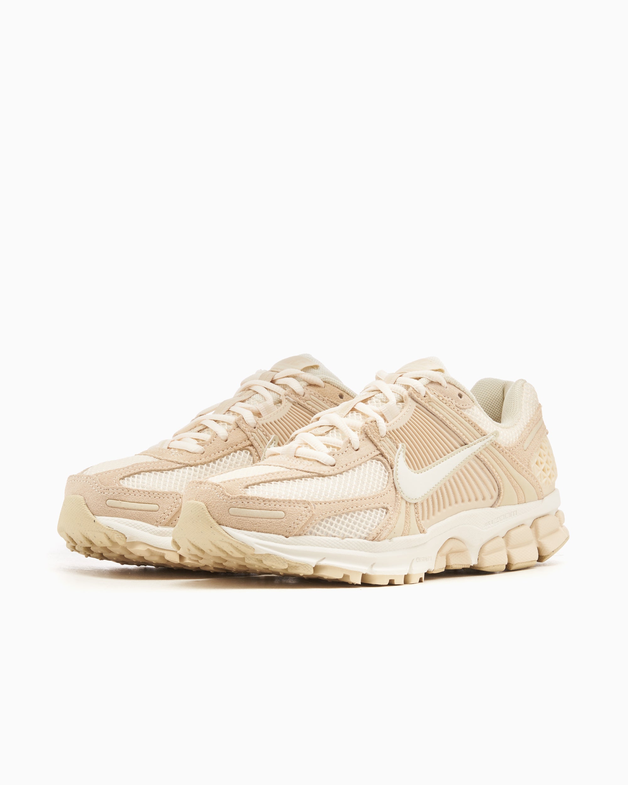 Sneakers Nike Women's Zoom Vomero 5 "Beach" - HQ0458-200