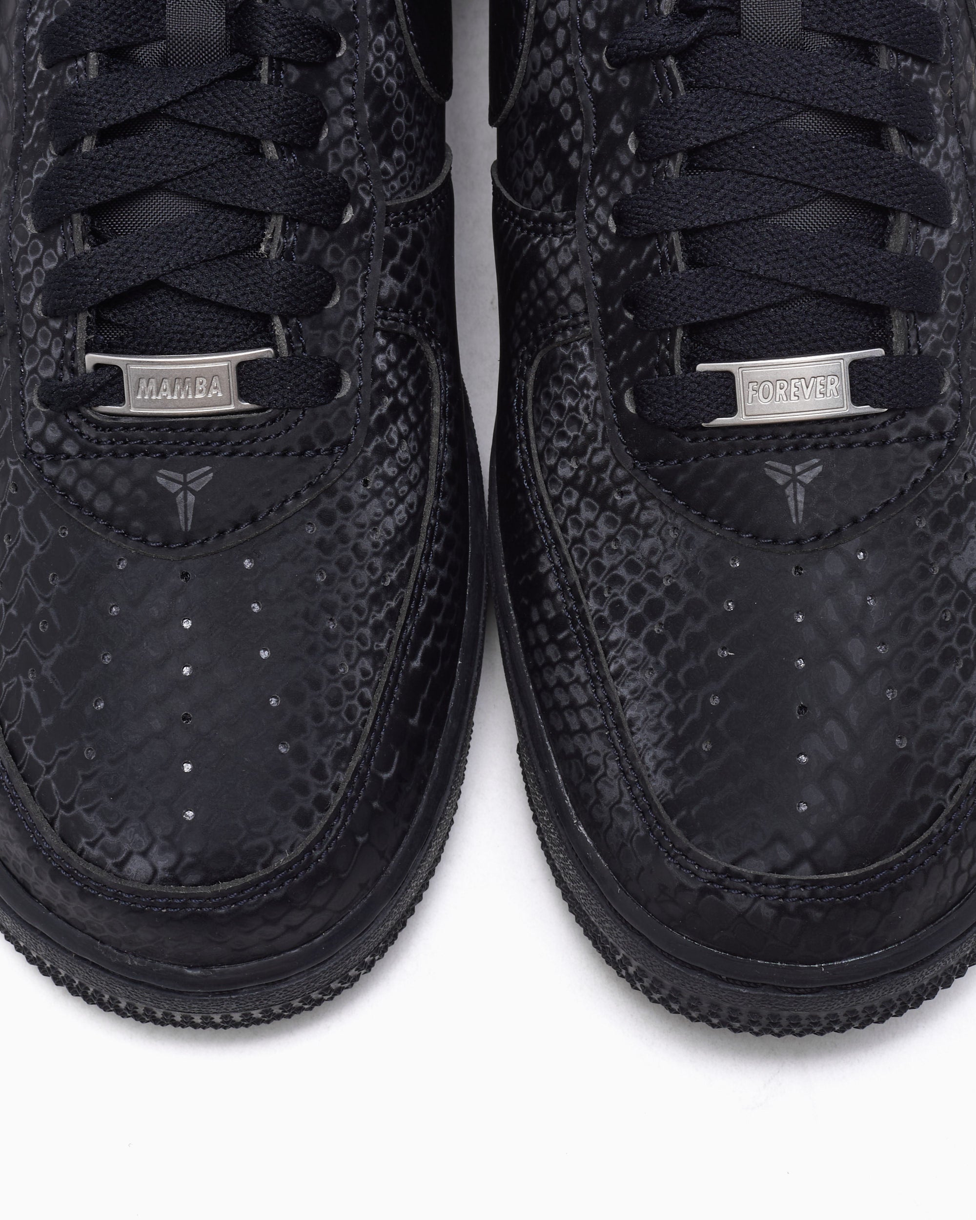 Nike x Kobe Bryant Air Force 1 Low 