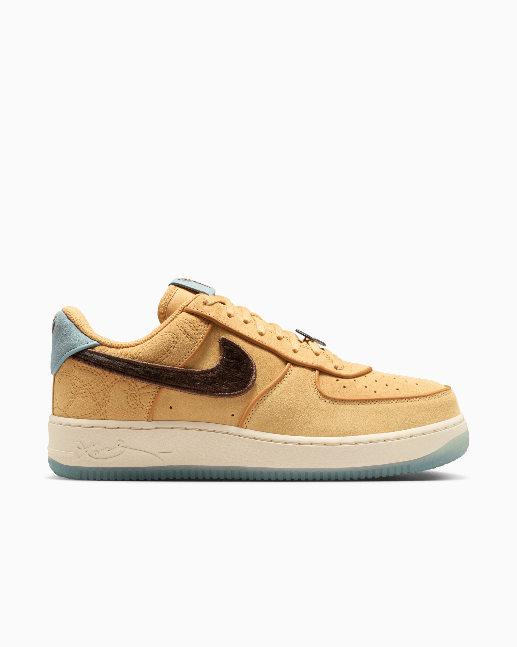 Nike x Kobe Bryant Air Force 1 Low Protro 