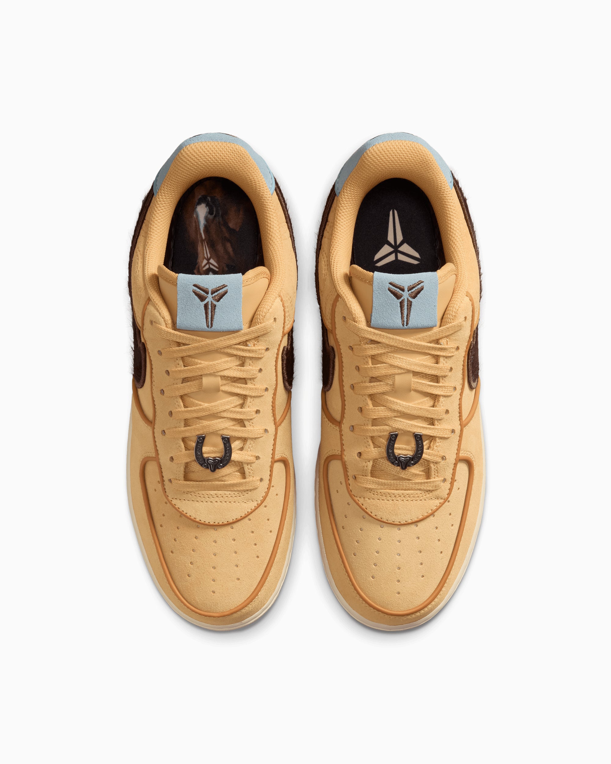 Sneakers Nike x Kobe Bryant Air Force 1 Low Protro "Siempre Mio" - IM0582-700