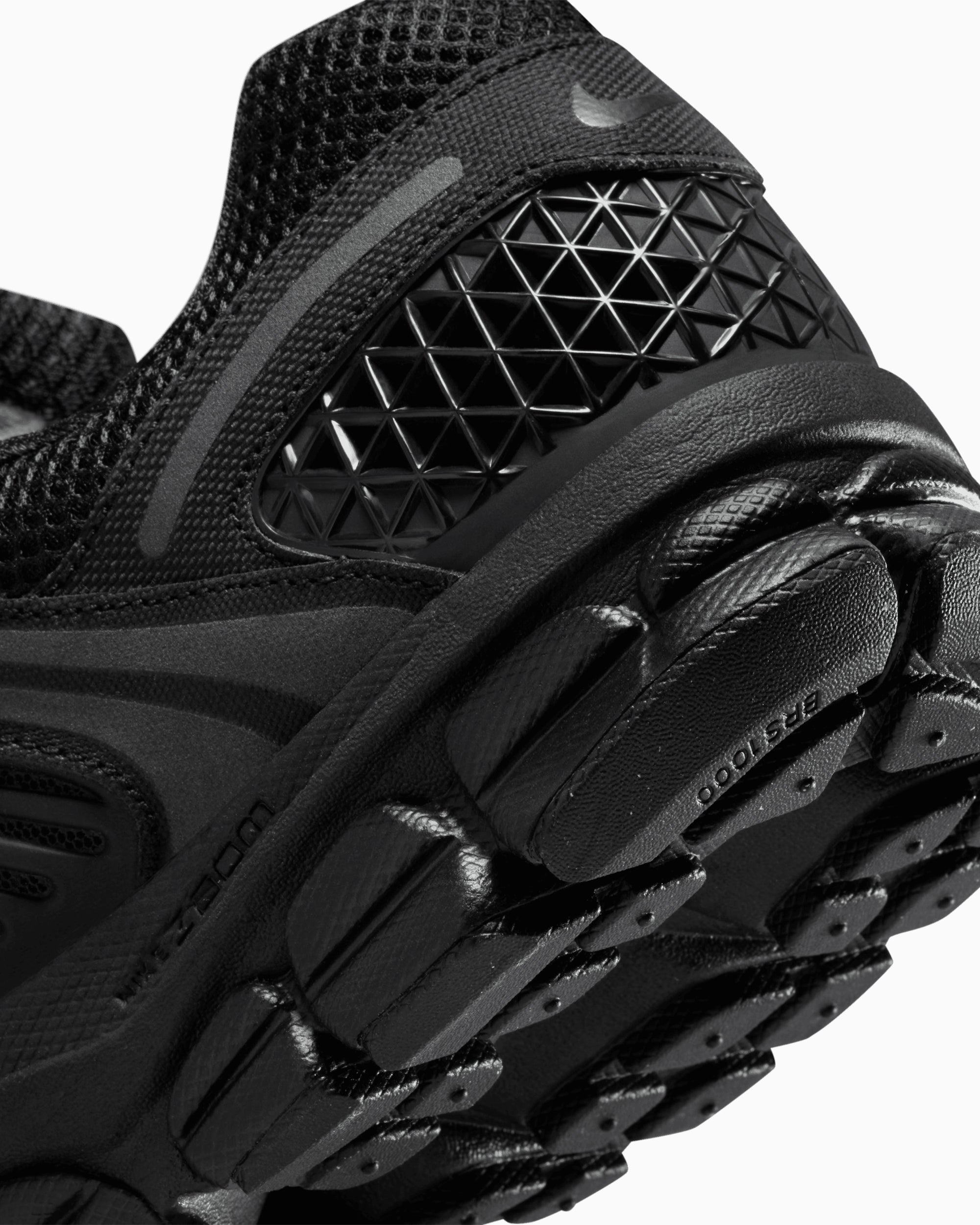 Sneakers Nike Zoom Vomero 5 TecTuff® "Black" - BV1358-003