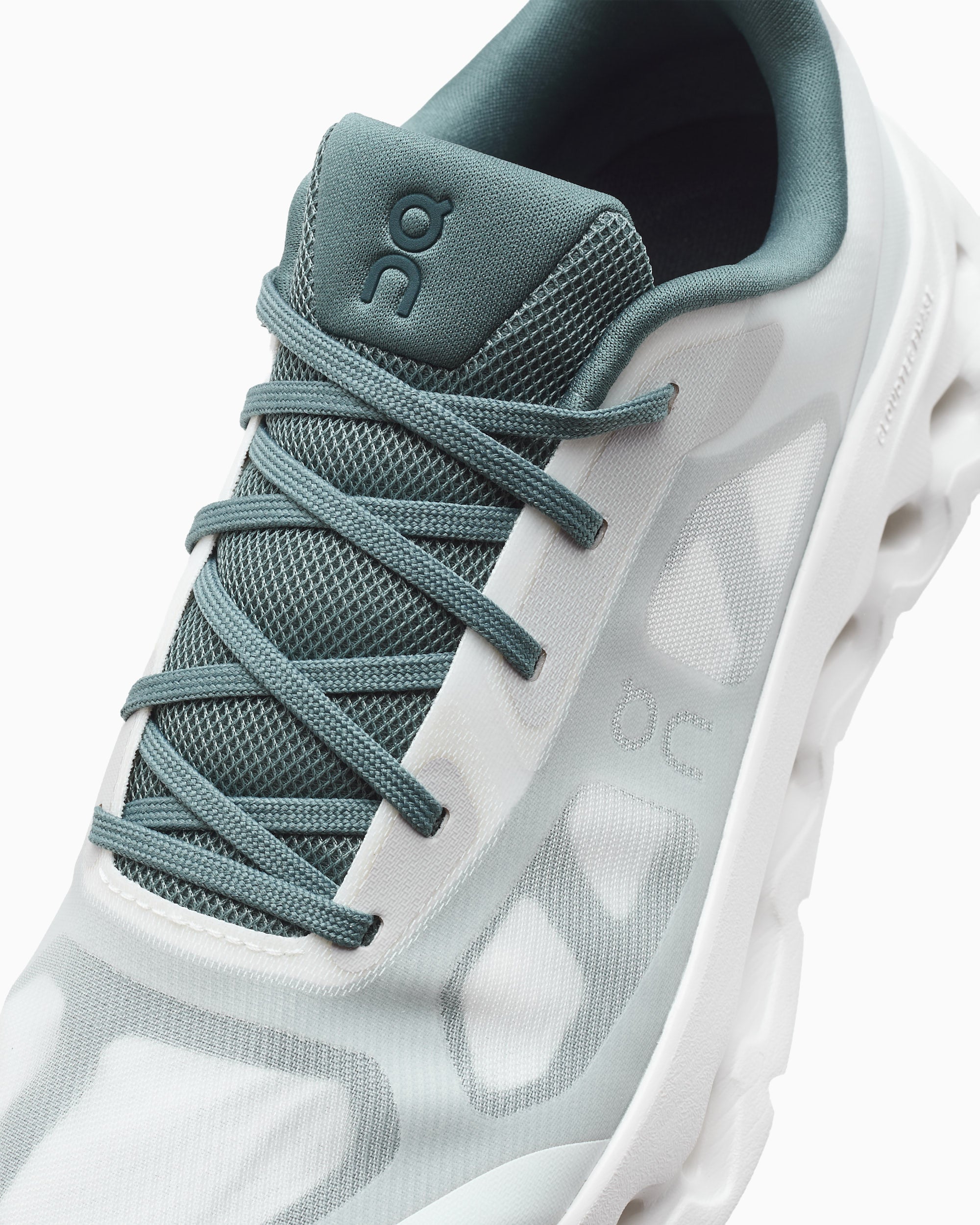 Sneakers On Cloudtilt Remix - 3MG10273686