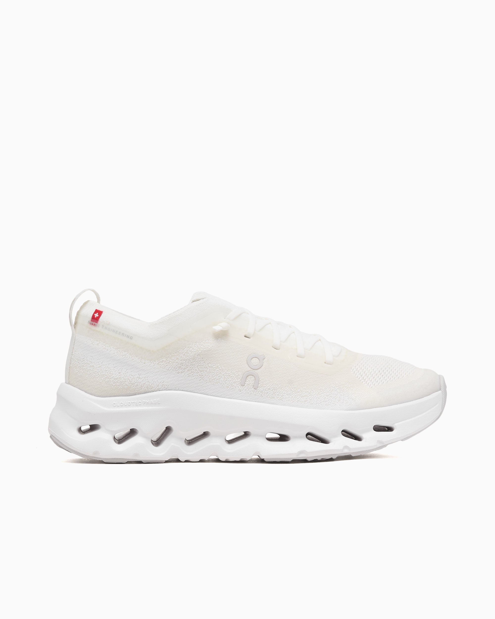 Sneakers On Women's Cloudtilt Moon - 3WF30420664
