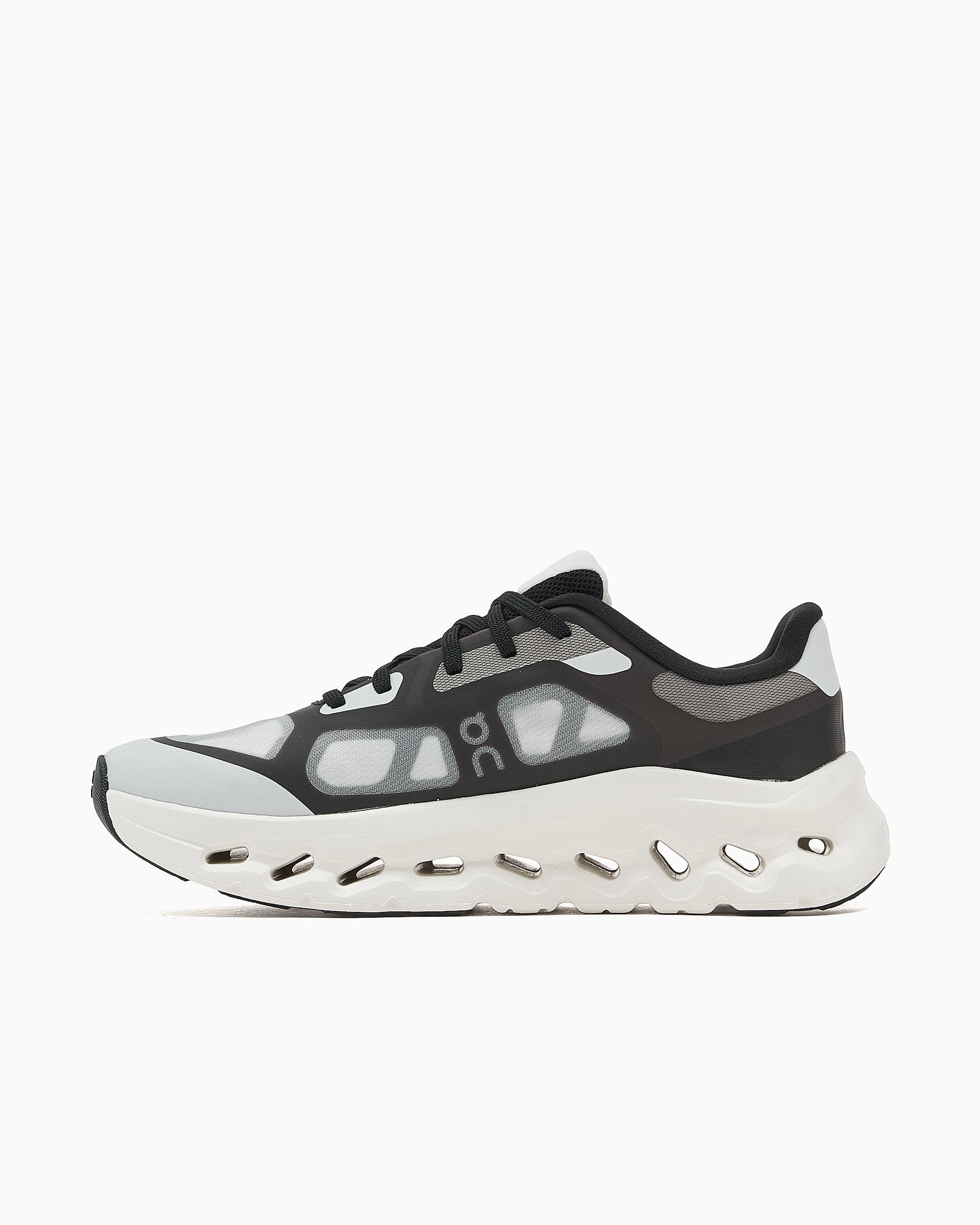 Sneakers On Women's Cloudtilt Remix - 3WG10241430