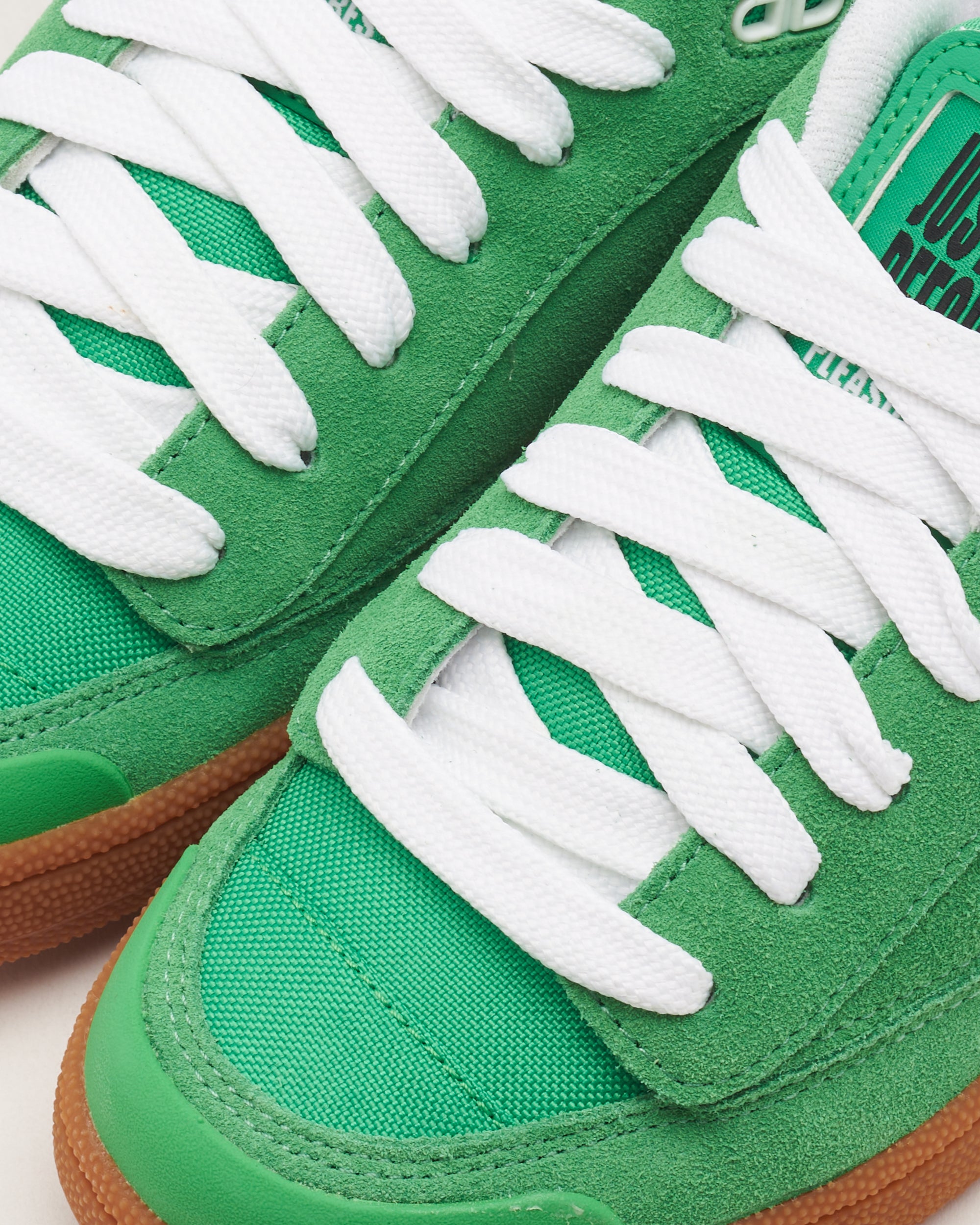 Sneakers Reebok x Pleasures Club C Bulc - RMIA054C99MAT0015055