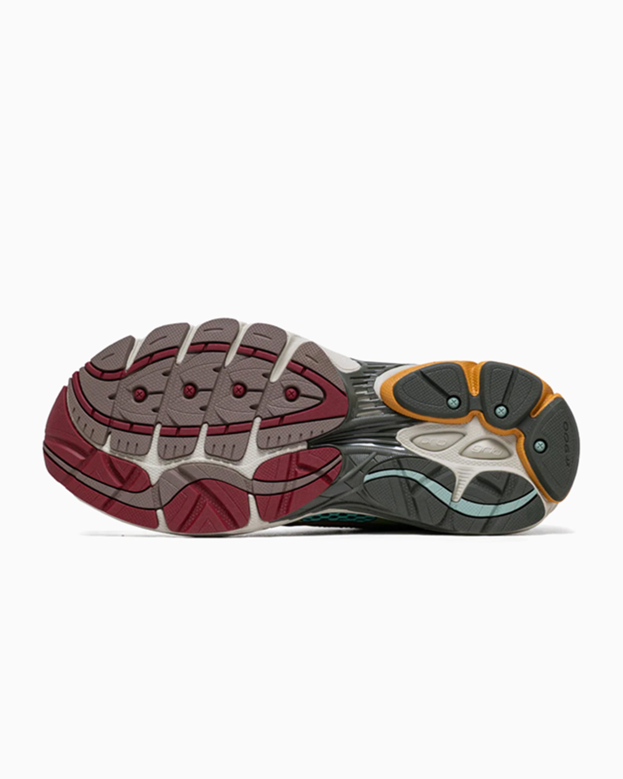 Sneakers Saucony x Sneakers Politics Progrid OMNI 9 "Sportsman's Paradise" - S71032-1