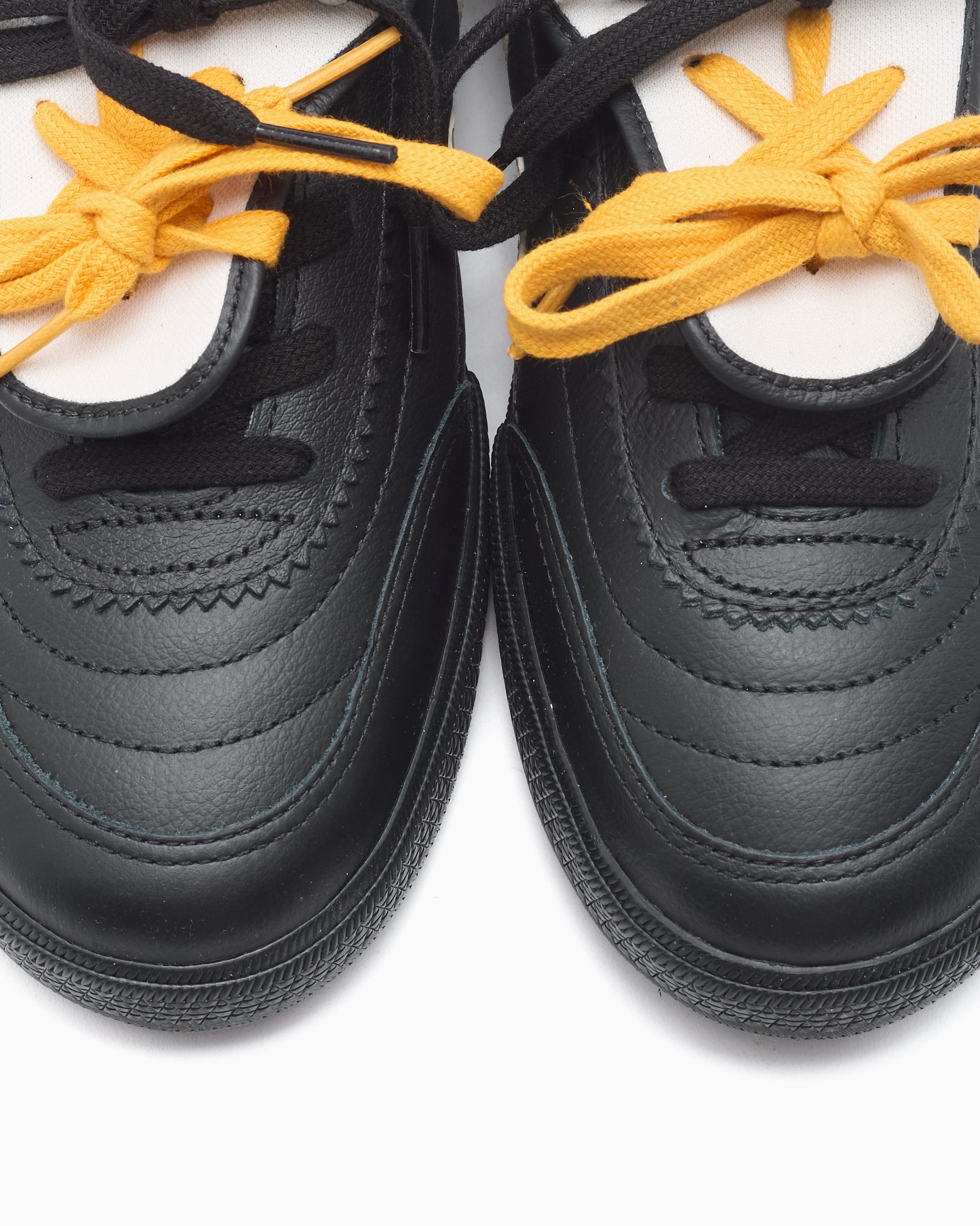 Sneakers Veja x Magliano Panenka - MG0221674B