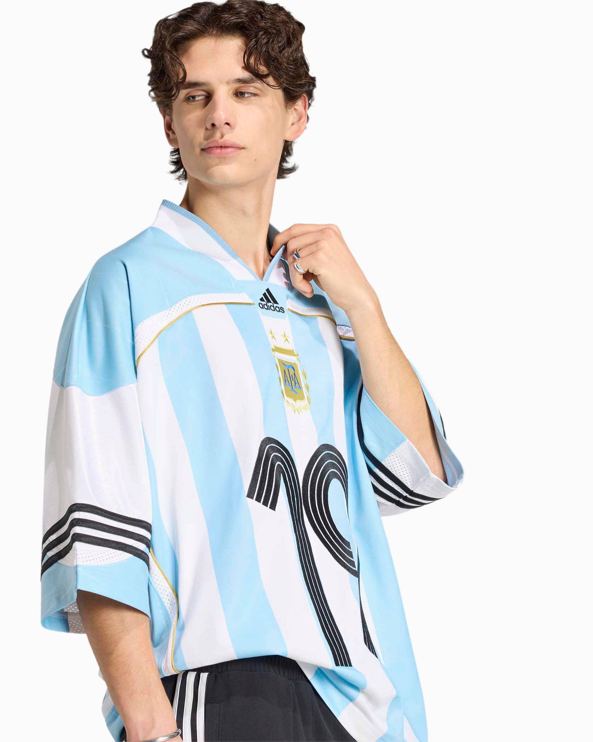 T-Shirts adidas Originals Bringback Remixed "Argentina" Logo Half-Sleeved Relaxed Men's Jersey T-Shirt - KD5982