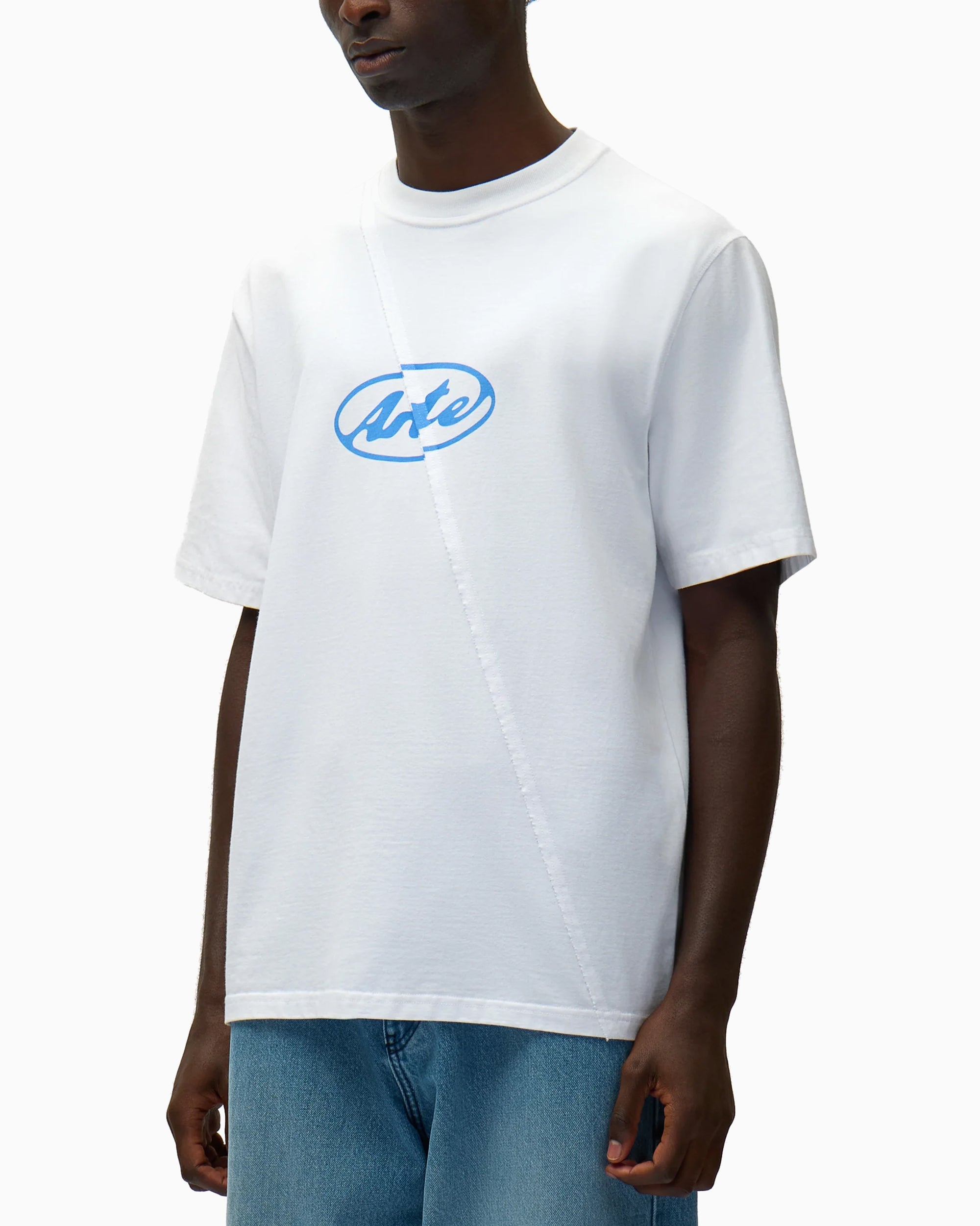 T-Shirts Arte Antwerp Circle Logo Relaxed Men's T-Shirt - SS26-107T-White