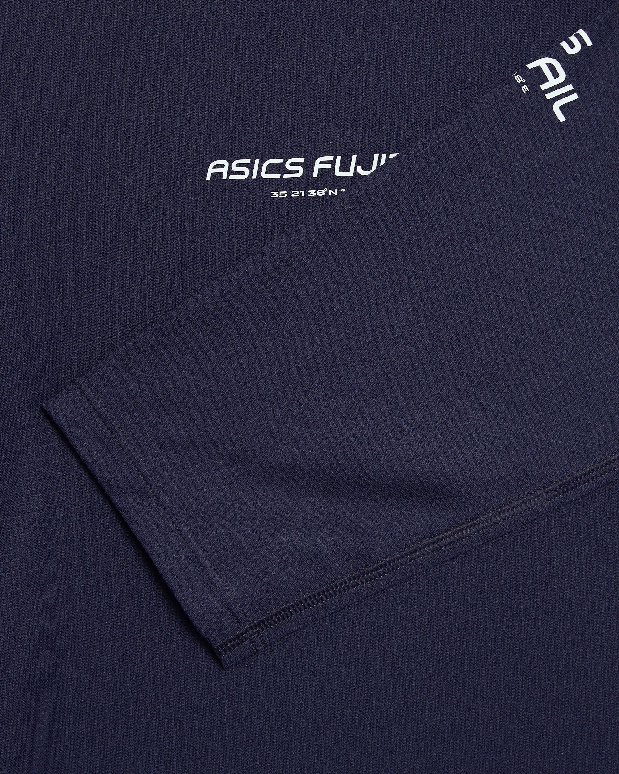 T-Shirts ASICS Fujitrail Graphic Long-Sleeved Relaxed Men's T-Shirt - 2011D525-400