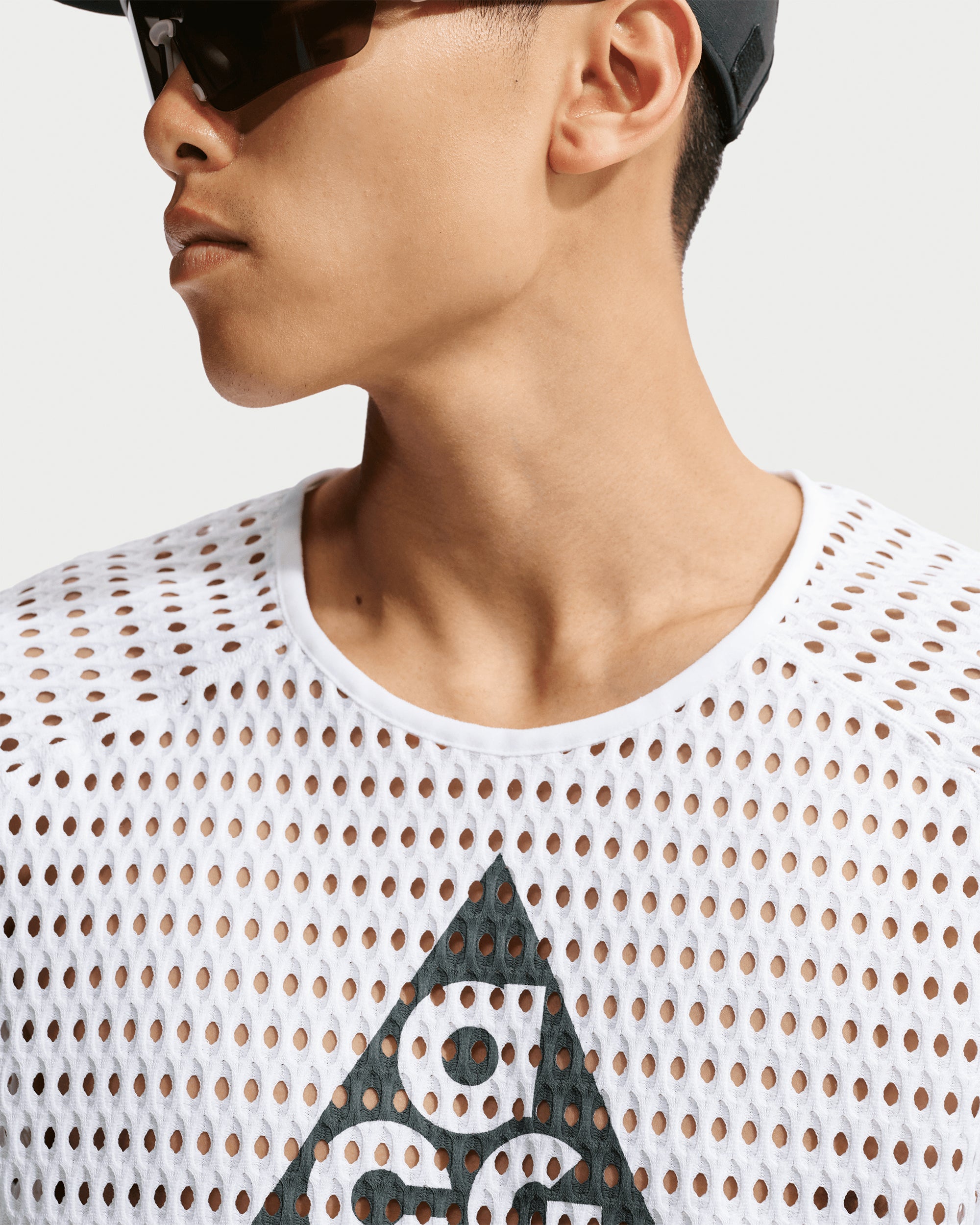 T-Shirt com gráfico Relaxed de manga comprida Nike ACG Radical Airflow